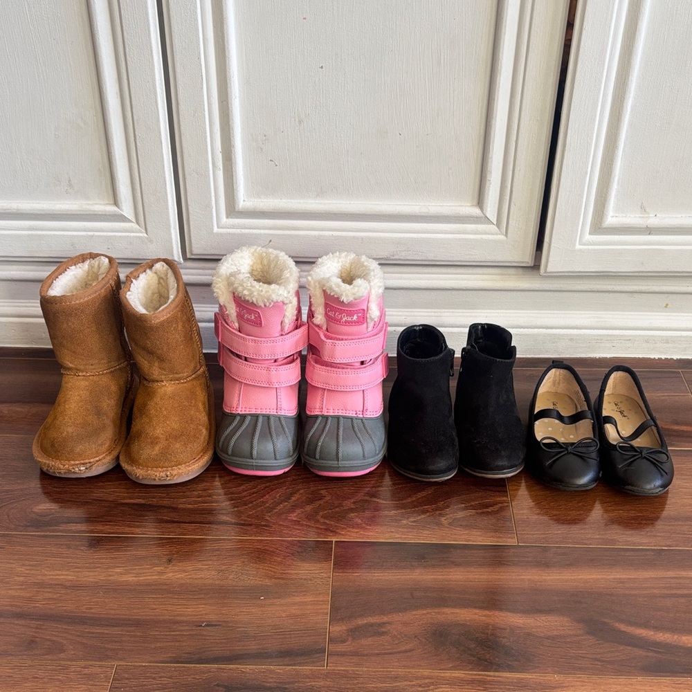 Lot of toddler girl boots shoes size 7